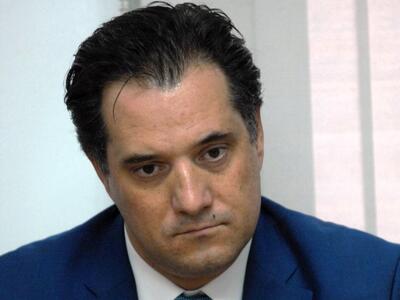 Αγρίνιο: Μια ώρα εγκλωβισμένος στο ασανσ...