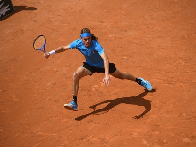 Έγραψε ιστορία και στο Ρολάν Γκαρός ο Τσιτσιπάς