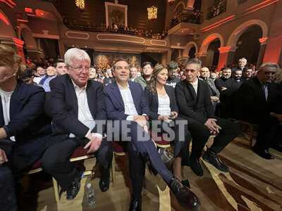 LIVE- Πάτρα: Πλήθος κόσμου για την παρου...