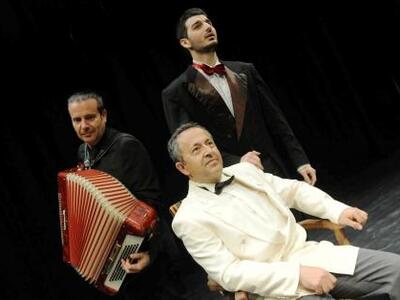 Πάτρα: Παρατείνονται οι παραστάσεις του ...