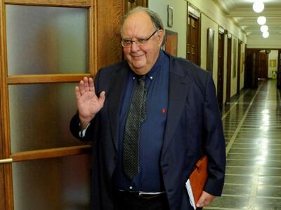 Πάγκαλος:"Εχω το δικό μου άρμα στην...