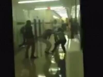 ΠΡΩΤΟΦΑΝΕΣ: Καθηγήτρια και μαθήτρια παίζ...