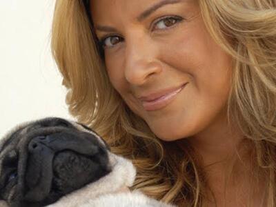 Η Χριστίνα Πολίτη γίνεται βασίλισσα στο Queen.gr!