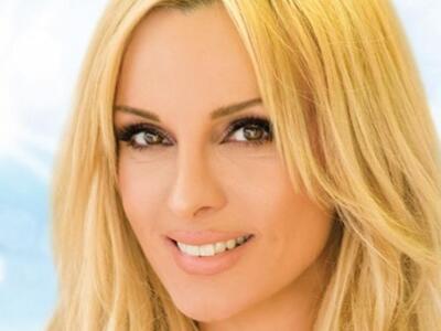 Καταφθάνει για συναυλίες η Πέγκυ Ζήνα σε...