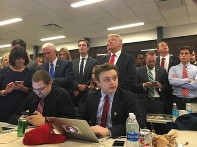 Στο αρχηγείο του Ντόναλντ Τραμπ.