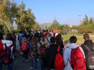 Ο μαθητής του απόλυτου 20: Κατακεραυνώνε...