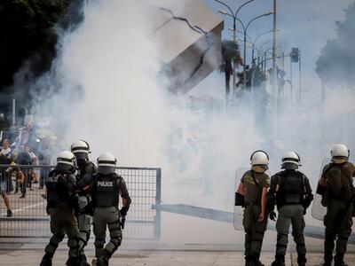 Θεσσαλονίκη: Πετροπόλεμος και χημικά σε ...