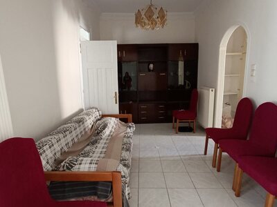 Ενοικιάζεται επιπλωμένη μονοκατοικία στην Αγυιά