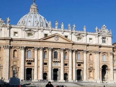 Άστεγη γυναίκα γέννησε το παιδί της σε χ...