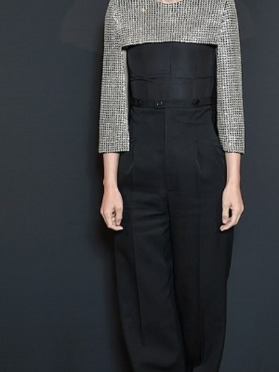 Ρούνει και Givenchy