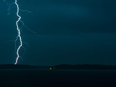 Πάνω από 10.000 κεραυνοί σε λιγότερο από ένα 24ωρο