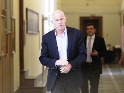 Στη Γενεύη ο Παπανδρέου βραβεύει… 