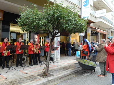 ΠΑΤΡΑ: Η μπάντα του Δήμου και η Φιλαρμονική Λεχαινών καταχειροκροτήθηκαν - ΦΩΤΟ ΠΑΤΡΑ: Η μπάντα του Δήμου και η Φιλαρμονική Λεχαινών καταχειροκροτήθηκαν - ΦΩΤΟ