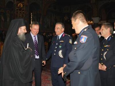 Πάτρα: Πλήθος πιστών από το πρωί στον Άγ...