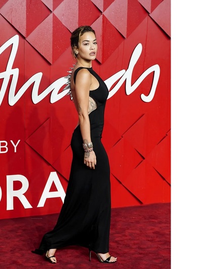 Ρίτα Ορα με Primark