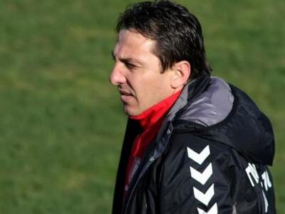 Παπαδόπουλος: "Αξίζει τετράδα η Παν...