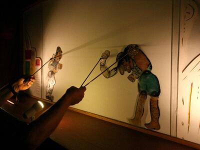 "Τα κολλητήρια πάνε σχολείο"