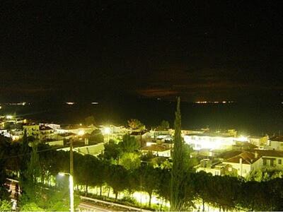 Νέα θεατρική παράσταση στις Καμάρες