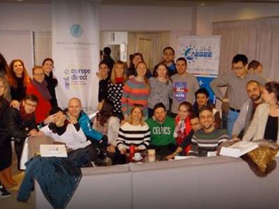 Πάτρα:Η Κίνηση Φοιτητών για την Ευρώπη φ...