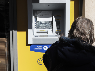 Συντάξεις-εξπρές από δικηγόρους και λογι...