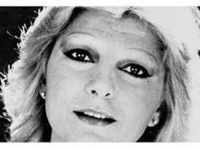 Δείτε ΦΩΤΟ από την κηδεία της αξέχαστης ...