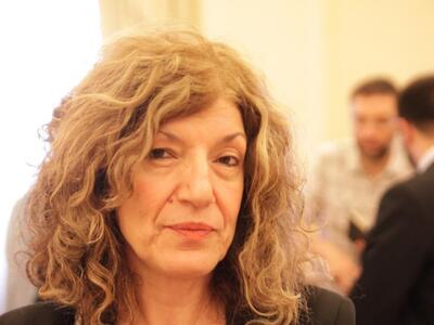 Σία Αναγνωστοπούλου: Μόνη λύση οι εκλογέ...