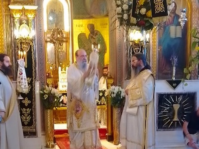 Με λαμπρότητα η γιορτή στην Αγία Τριάδα Πατρών