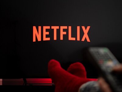 Netflix: Βάζει «στοπ» στους δανεικούς κω...