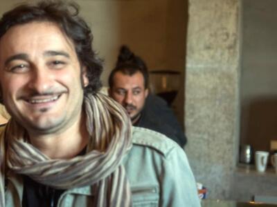 Aπό θαύμα ζει ο Αιγιώτης ηθοποιός Β. Χαρ...