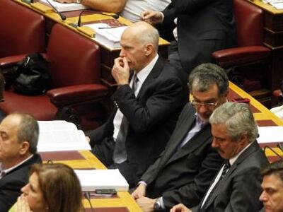 Σε ποιον έπεσε πάνω ο Γιώργος Παπανδρέου...