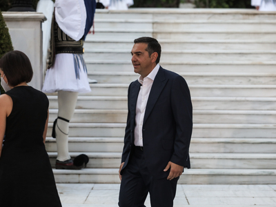 ΣΥΡΙΖΑ: Ο Αλ. Τσίπρας είχε αρνητικό pcr-...