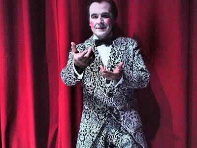 Ηθοποιός σημαίνει φως- Οι φωτό είναι του...