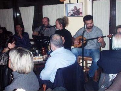 Ο Κώστας Παναγόπουλος και η μουσική του ...