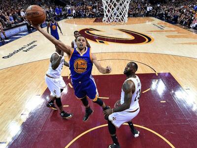 ΝΒΑ: Ένα βήμα από την διατήρηση του τίτλ...