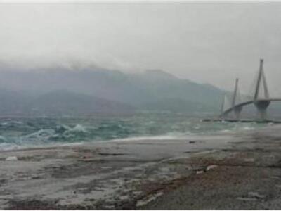 Ματαιώθηκε 1 δρομολόγιο των φέρι μποτ Ρί...