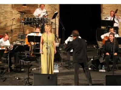 Συναυλία Ξαρχάκου: Η (αλαζονική) ανακοίν...