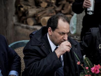 Έξαλλος ο δήμαρχος Τρικάλων με τον Σπίρτ...