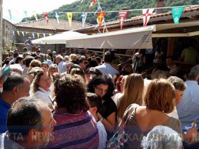 Καλάβρυτα: Πλήθος πιστών για προσκύνημα ...