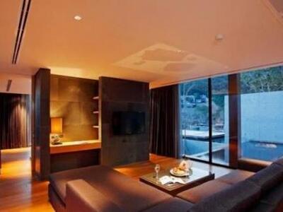 Ποιοι επώνυμοι και πολιτικοί βγάζουν στο...