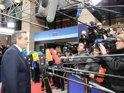 Ο Σαμαράς αρνείται διάλογο στη Βουλή για...