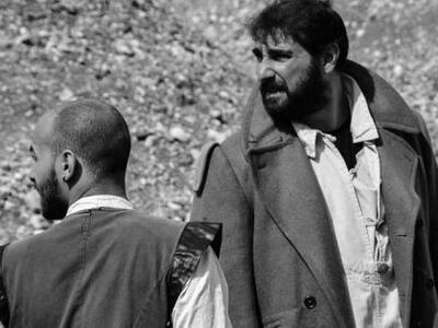 Η παράσταση "Ίσκιοι ακριβώς μετά τη...