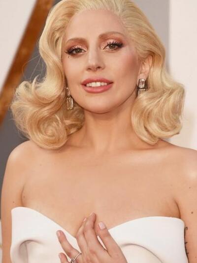 LADY GAGA
