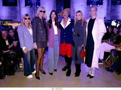 Σούλα Λιάκου, Σάσα Σταμάτη, Ηλιάνα Παπαγ...