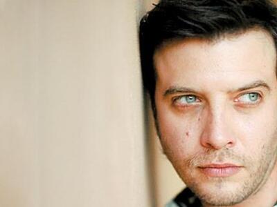 Λάμπης Λιβιεράτος: Ποια τραγουδίστρια μπ...