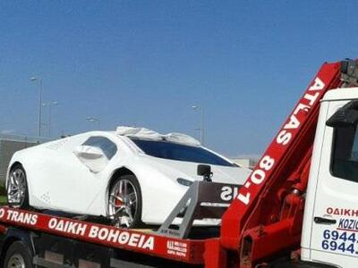 Μια εντυπωσιακή Lamborgini στην Πάτρα - ...