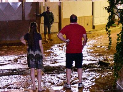 ΝΔ για πλημμύρες στη Μάνδρα: Μία λέξη υπ...