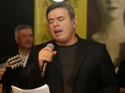 Σφήκα έστειλε στο νοσοκομείο τον Μανώλη Λιδάκη