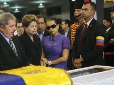 O Tσίπρας στην κηδεία του Ούγκο Τσάβες- ...