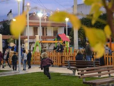 Πάτρα: Νέα...όψη στα Ροϊτικα - Εγκαινιάσ...