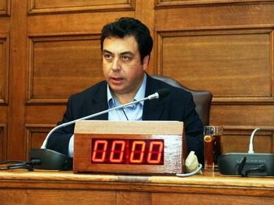Δυναμική παρέμβαση Τάκη Αντωνακόπουλου στη Βουλή 